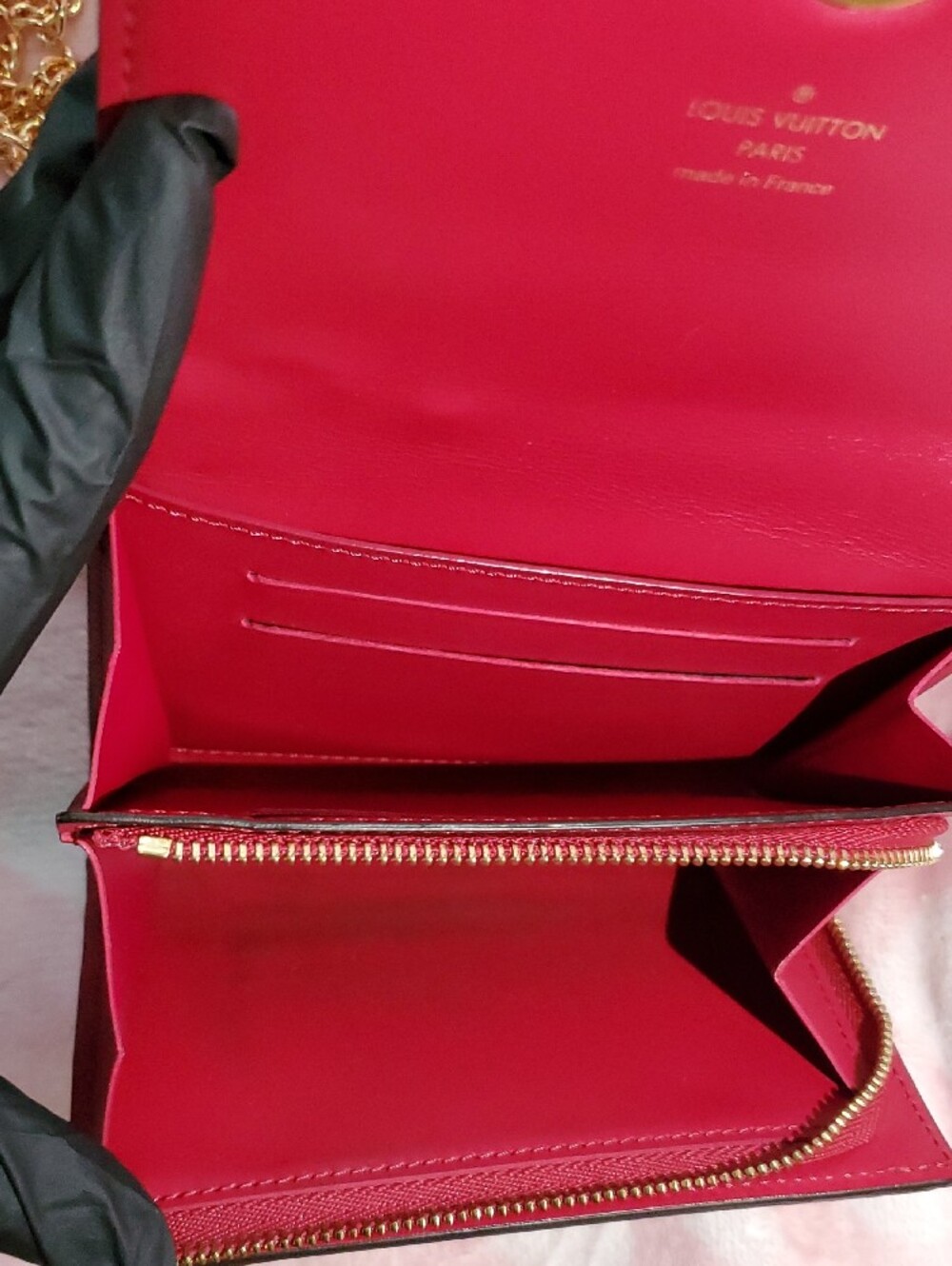 Louis Vuitton Monogram Crossbody Wallet with Gold Chain & Red Trim - Picture 8 of 17